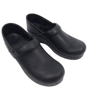 Dansko Professional Clogs Black Leather Shoes Womens 39 N US 8.5 - 9 Narrow